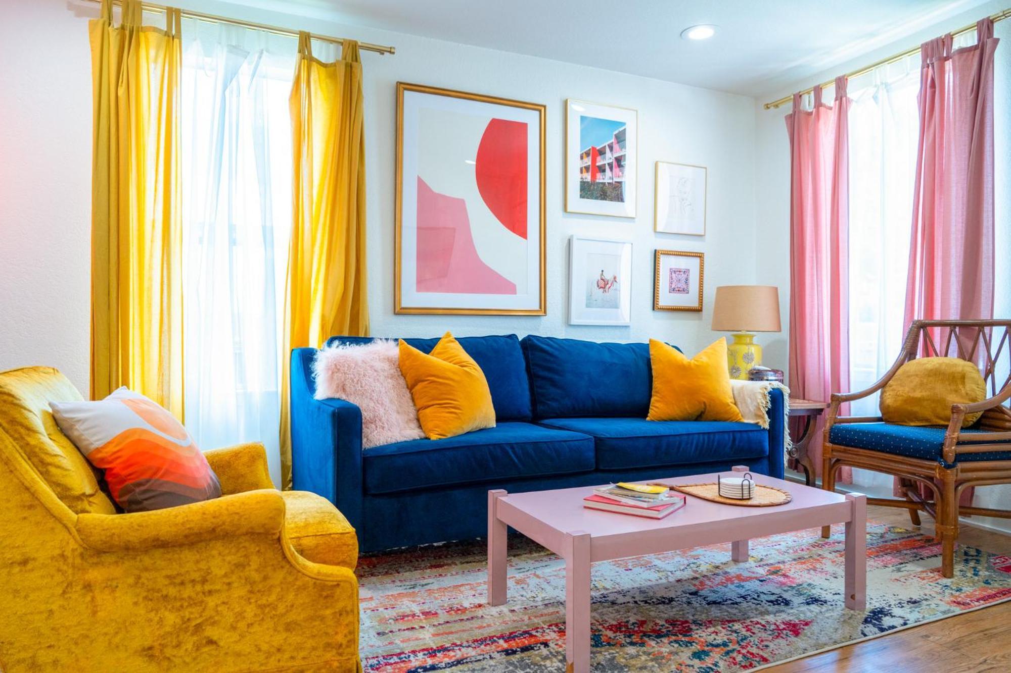 Stylish, Artsy Bungalow Central Eastside Austin Exteriör bild