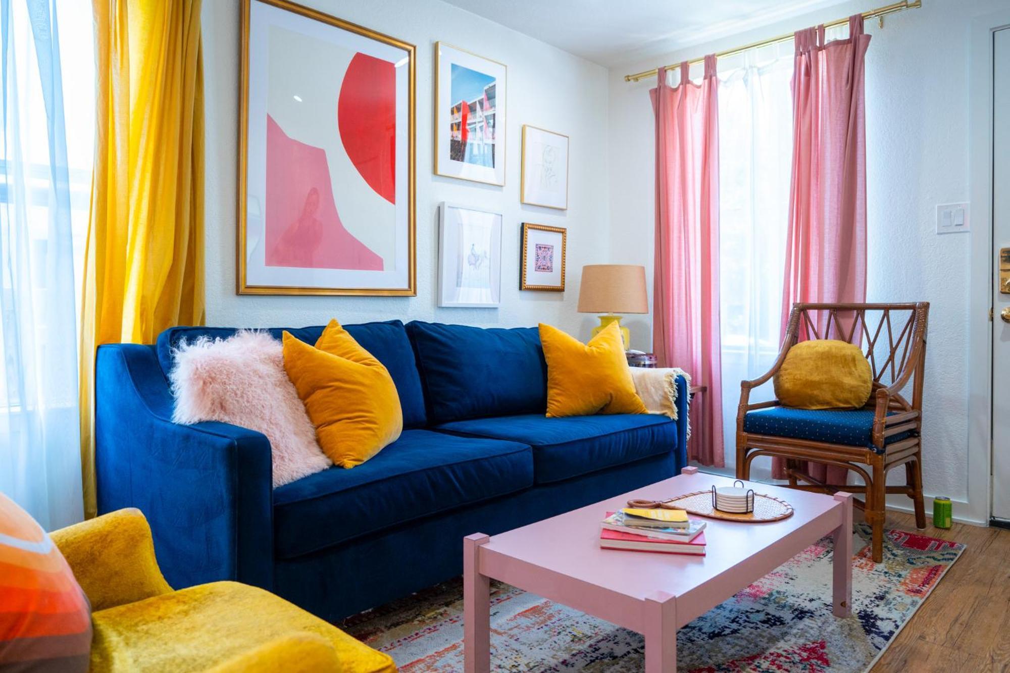 Stylish, Artsy Bungalow Central Eastside Austin Exteriör bild